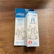 Dr. Brown’s Natural Flow Level 1 Narrow Baby Bottle Silicone Nipple, Slow Flow, 0m+