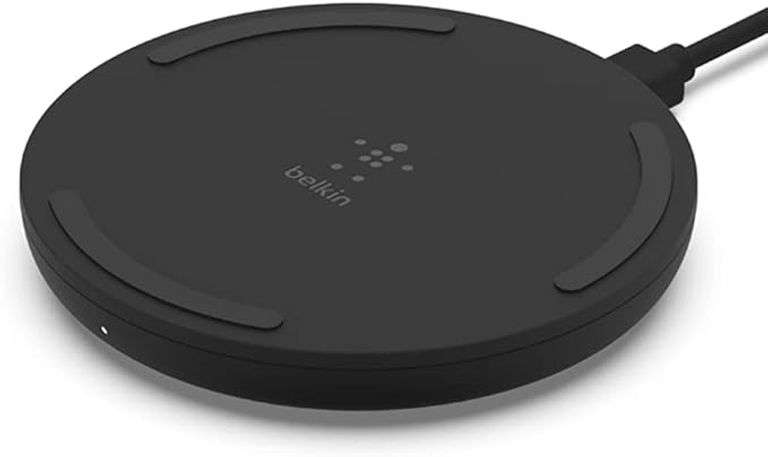Belkin Quick Charge Wireless Charging Pad - 10W Qi-Certified Charger Pad for Apple iPhone, Samsung G