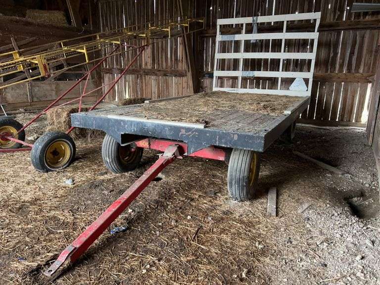 16’ Hay Wagon on 606 Pequea Gear