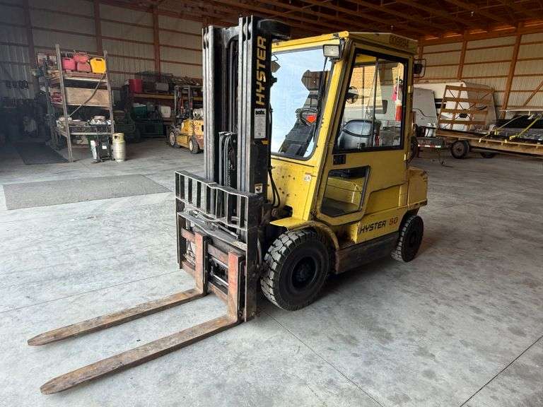 Hyster H50XM Forklift
