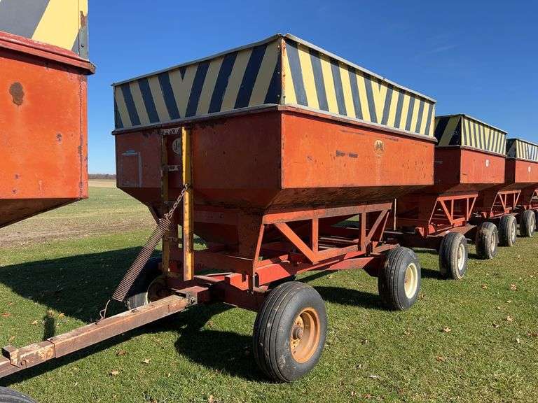 J&M 250 Gravity Wagon 2