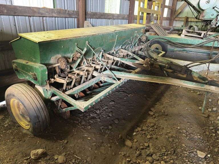 John Deere FB Grain Drill