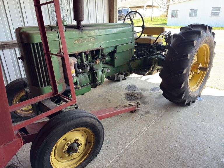 John Deere 420 Row Crop Tractor