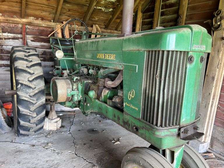 John Deere 60