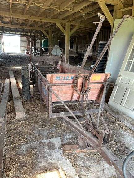 New Idea 12A Manure Spreader