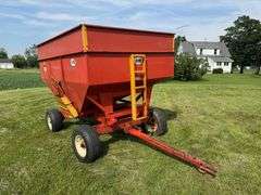 J&M 250 Gravity Wagon