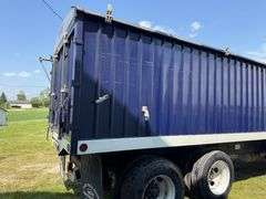 2001 Sterling Acterra Grain Truck