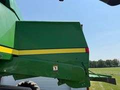 1997 John Deere 9500 Combine