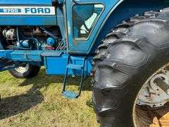 Ford 9700 2WD Tractor