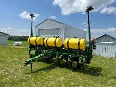 John Deere 1750 Conservation Planter