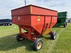 J&M 250 Gravity Wagon