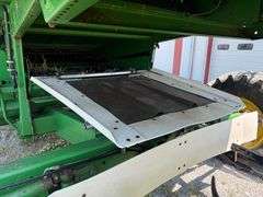 1997 John Deere 9500 Combine