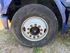 2001 Frieghtliner FL70 Grain Truck