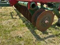 Brillion 9 Shank Chisel Plow