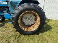 Ford 9700 2WD Tractor