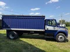 2001 Frieghtliner FL70 Grain Truck