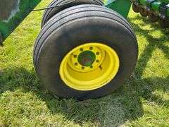 John Deere 750 Grain Drill