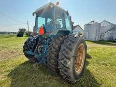Ford 9700 2WD Tractor