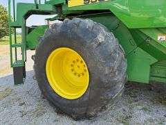 1997 John Deere 9500 Combine