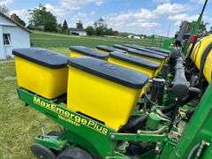 John Deere 1750 Conservation Planter