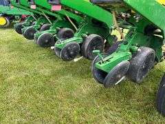 John Deere 1750 Conservation Planter