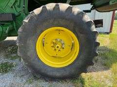 1997 John Deere 9500 Combine