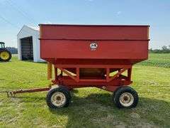 J&M 250 Gravity Wagon