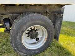 2001 Frieghtliner FL70 Grain Truck
