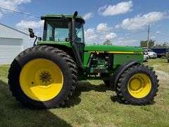 1993 John Deere 4960 MFWD Tractor