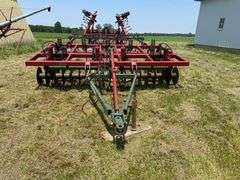 Brillion 9 Shank Chisel Plow