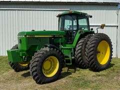 1993 John Deere 4960 MFWD Tractor