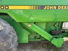 1997 John Deere 9500 Combine