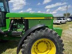 1993 John Deere 4960 MFWD Tractor