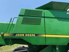 1997 John Deere 9500 Combine