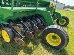 John Deere 750 Grain Drill