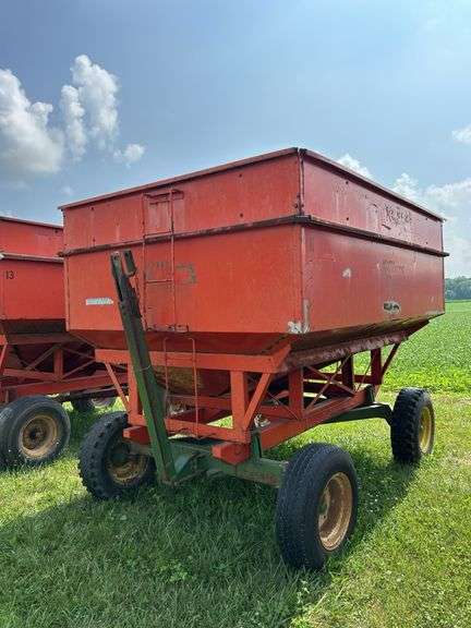 Killbros Gravity Bed on John Deere Gear
