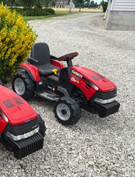 Case IH Magnum Battery Powered Tractor