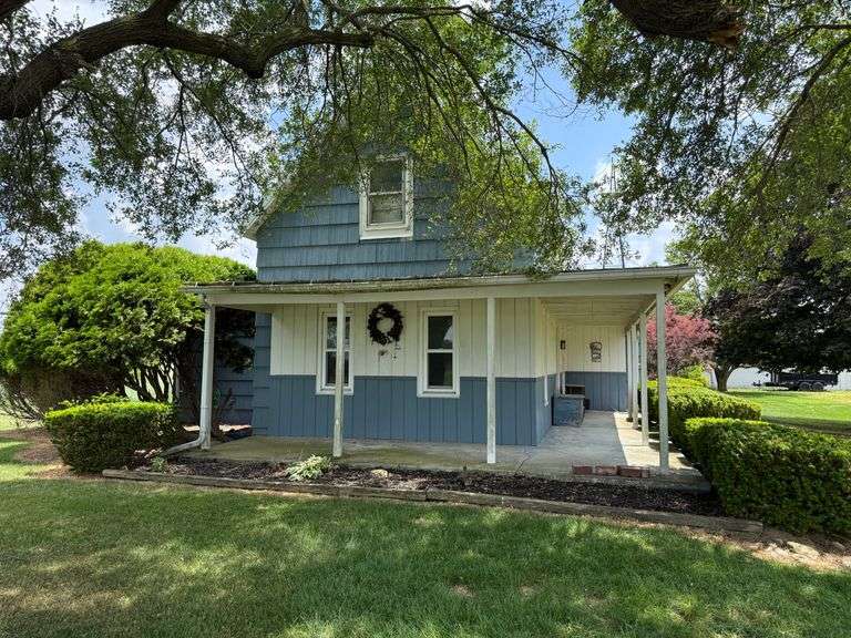 2.47 Acres w/ Home & Buildings
