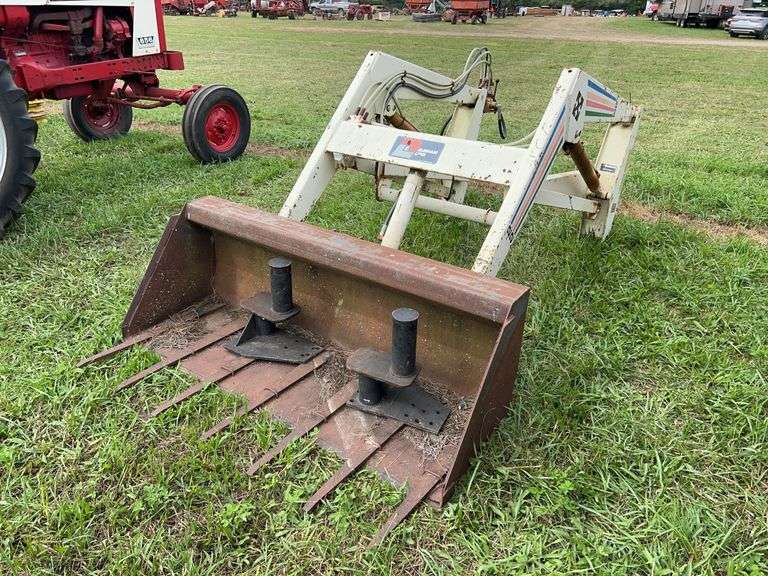 DUNHAM LEHR 22 LOADER BUCKET