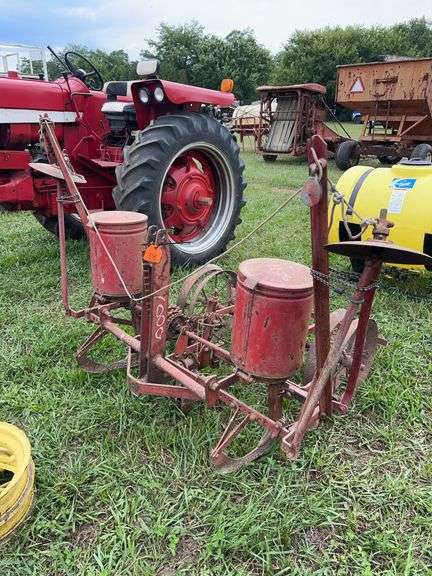Massey Ferguson 3pt 2 ROW PLANTER