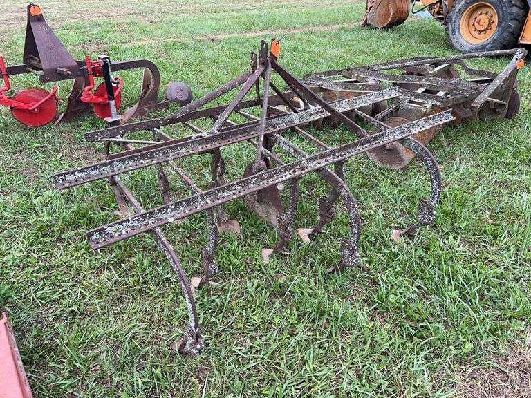 Pair of 3 POINT CULTIVATORS