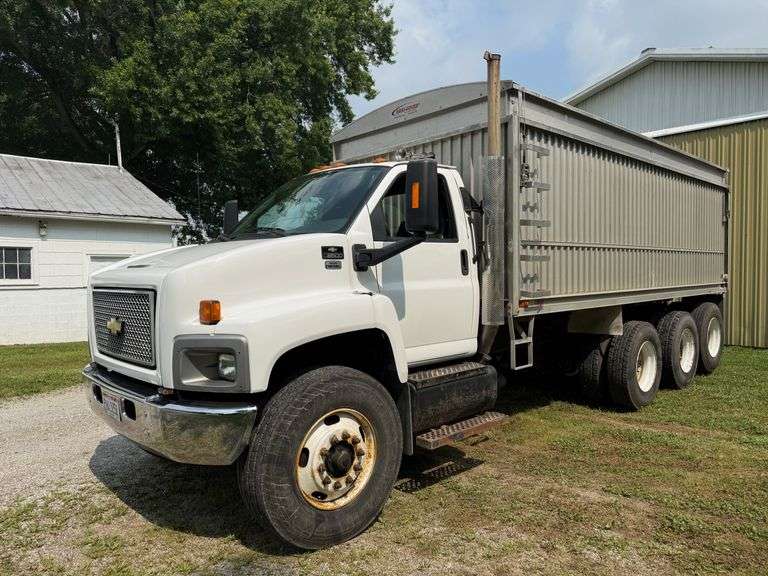 2007 Chevrolet C8500 Grain Truck