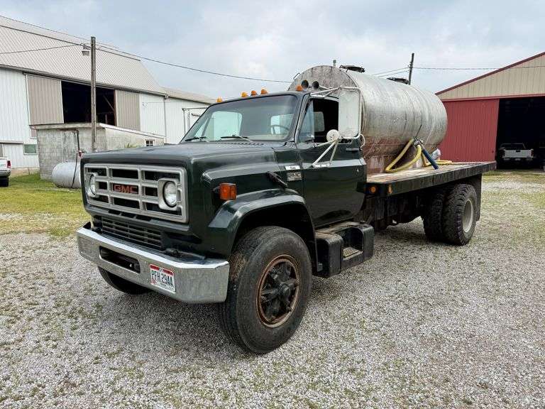 1979 GMC Sierra 7000 Straight Truck