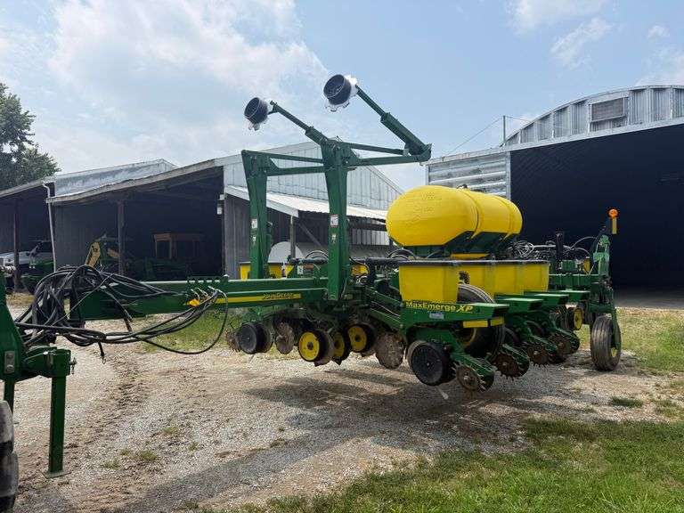 John Deere 1770NT Planter