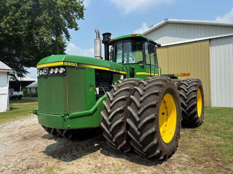 1982 John Deere 8850