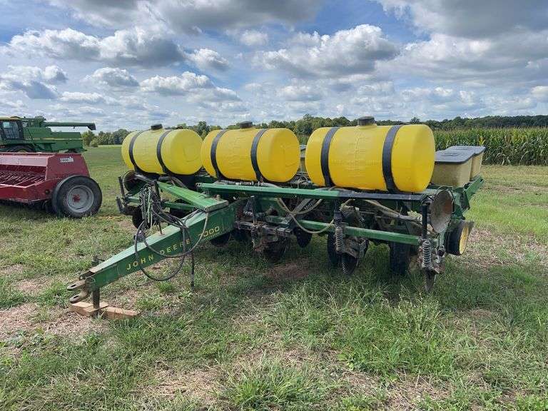 John Deere 7000 Conservation Planter